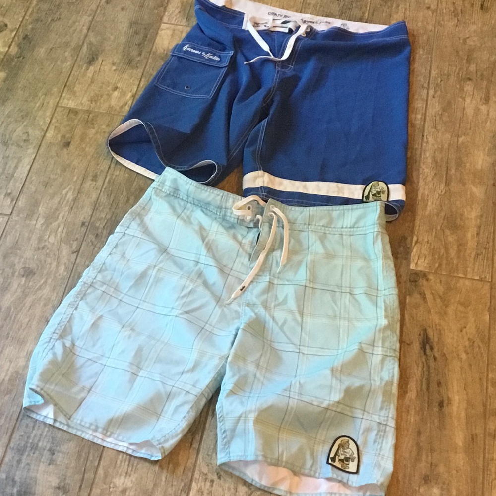 Vintage Kanvas by Katin surf shorts
Bundle
Excellent condition
Men’s 36” waist
